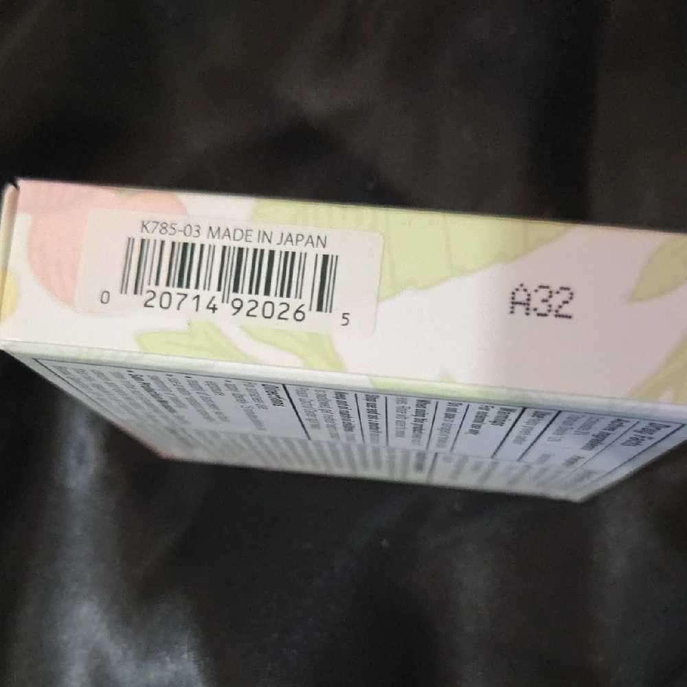 Clinique Almost Powder Makeup Compact 03 Light